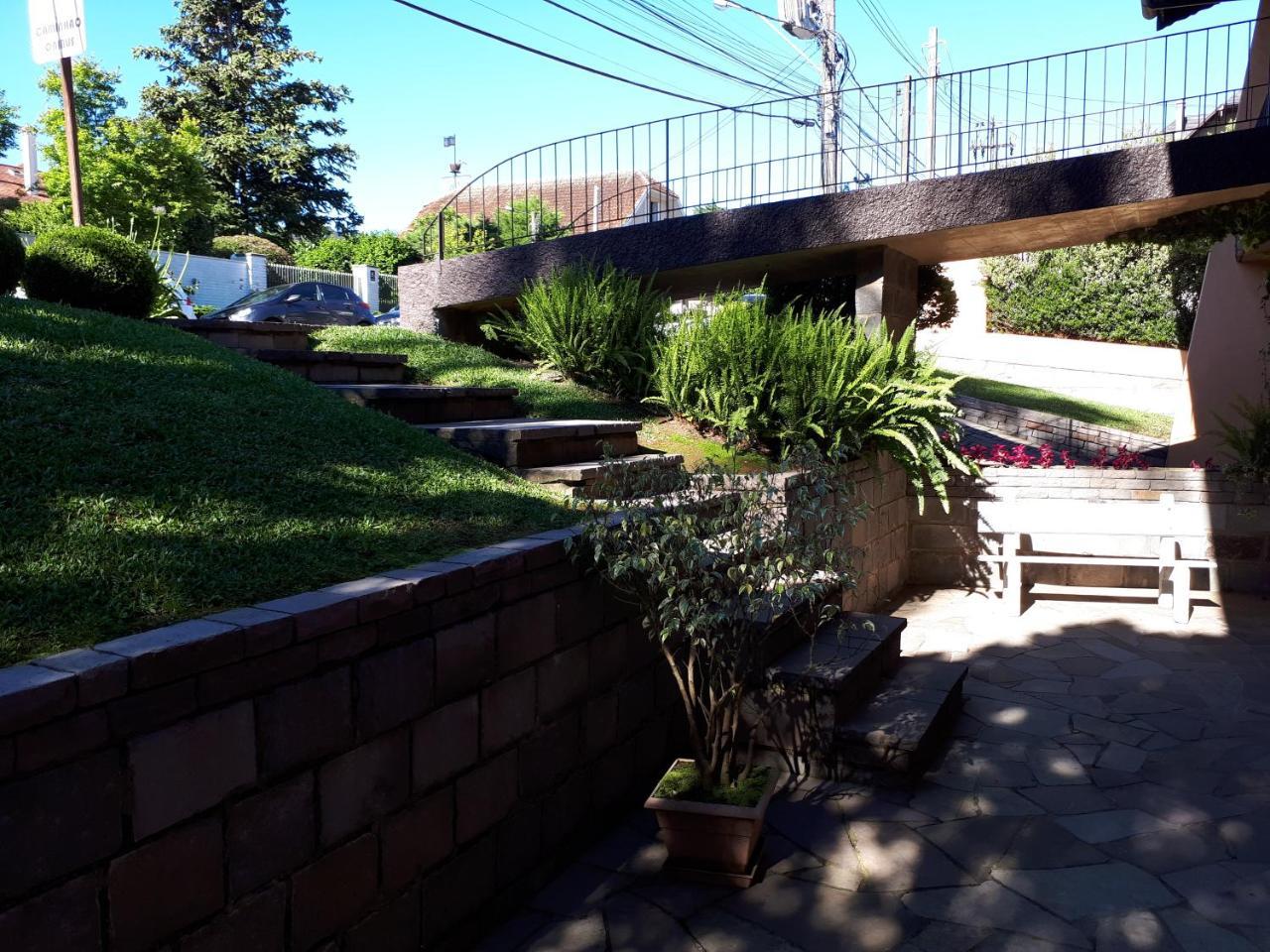 Roloff Praca Das Rosas Gramado Exterior foto